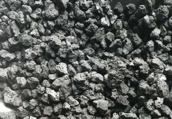 Los granos formaron el material 1300~1400C de los minerales del combustible del coque de echada que trabajaba Temperatu