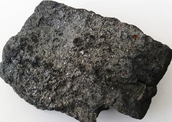 Coque duro Ash Low Sulfur Large Porosity bajo mineral del alto carbono fijo